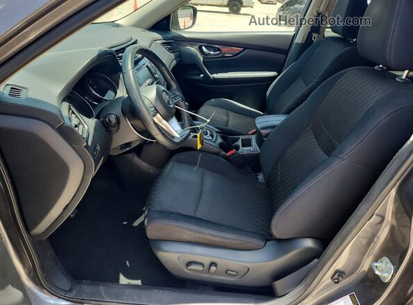 5N1AT2MT7JC795507 2018 NISSAN ROGUE Silver Widok wnętrza z przodu