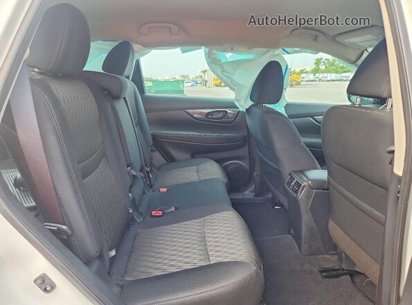 5N1AT2MT7LC723497 2020 NISSAN ROGUE White უკანა სალონის ხედი
