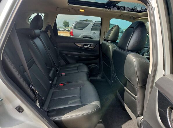 5N1AT2MT8GC781432 2016 NISSAN ROGUE Silver Սալոնի հետևի տեսք