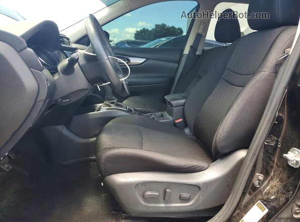 5N1AT2MT8HC811823 2017 NISSAN ROGUE Black Widok wnętrza z przodu