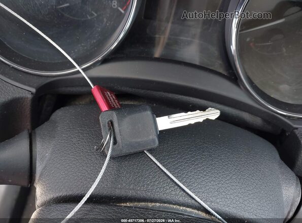 5N1AT2MT8HC865820 2017 NISSAN ROGUE Белый Вид панели приборов