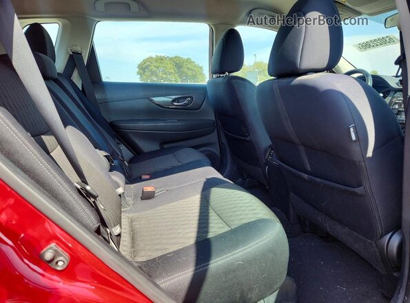 5N1AT2MT8HC875294 2017 NISSAN ROGUE Red Vista interior trasera