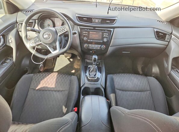 5N1AT2MT9HC753964 2017 NISSAN ROGUE Белый Вид панели приборов