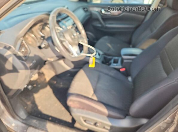 5N1AT2MT9HC893092 2017 NISSAN ROGUE Charcoal წინა სალონის ხედი
