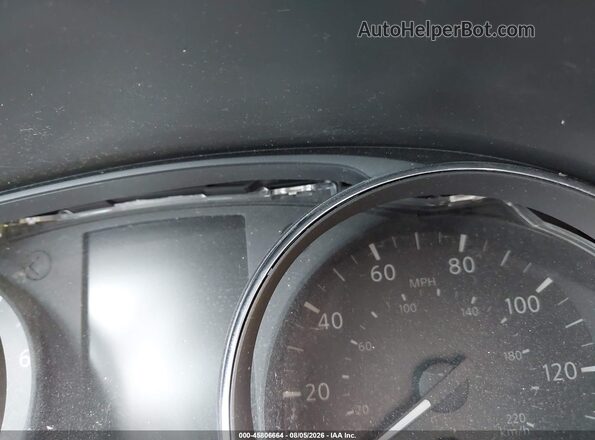 5N1AT2MT9JC764324 2018 NISSAN ROGUE White Vista de los asientos traseros