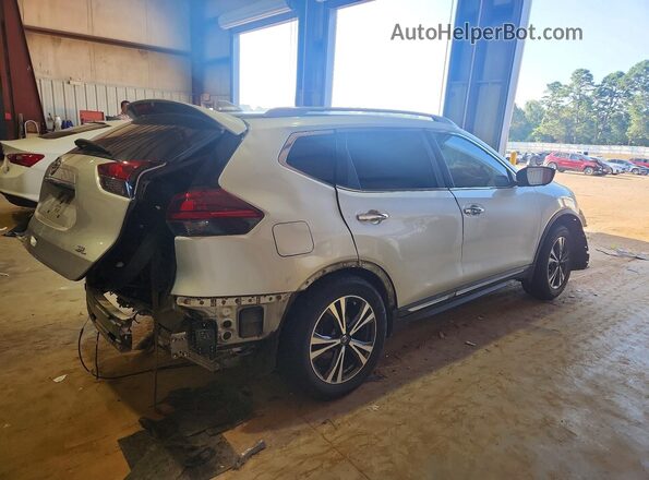 5N1AT2MT9JC802375 2018 NISSAN ROGUE Серебряный Задняя правая четверть