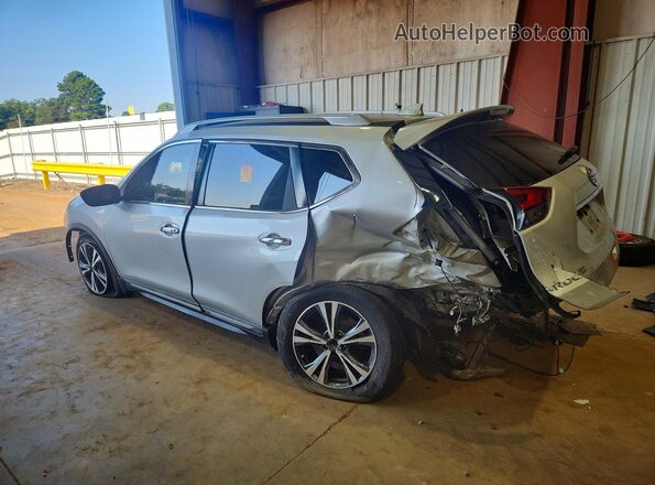 5N1AT2MT9JC802375 2018 NISSAN ROGUE Серебряный Задняя левая четверть