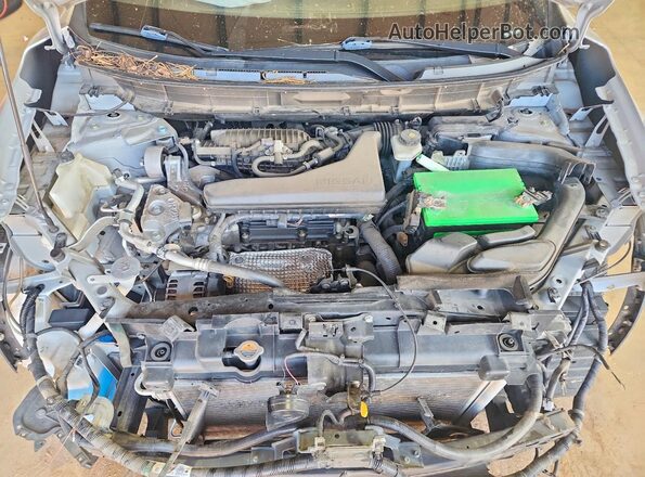 5N1AT2MT9JC802375 2018 NISSAN ROGUE Серебряный Вид задней части салона