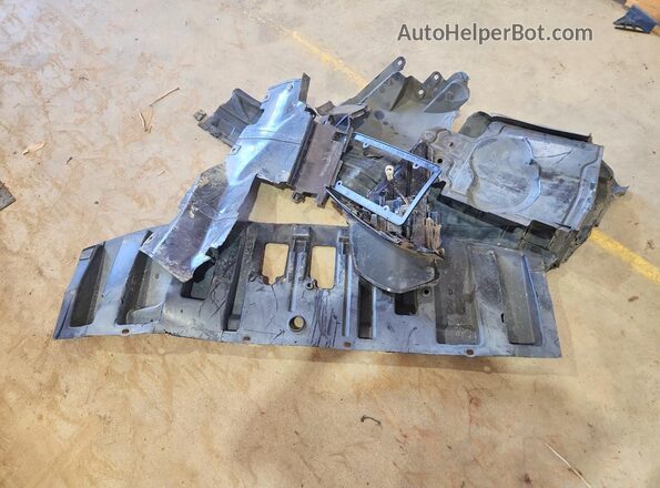 5N1AT2MT9JC802375 2018 NISSAN ROGUE Серебряный Вид подкапотного пространства