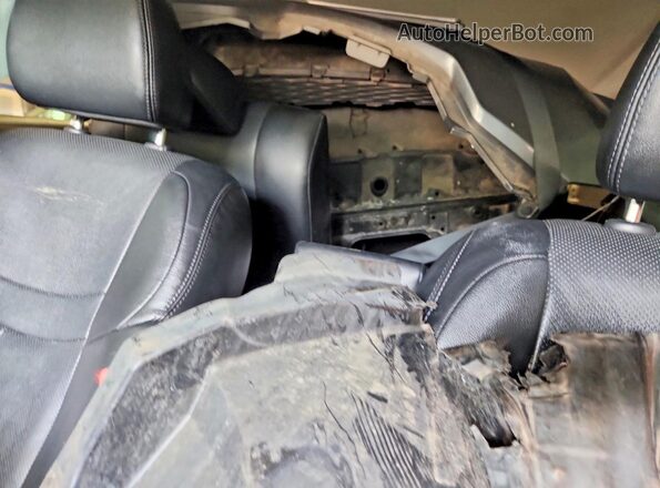 5N1AT2MTXGC765393 2016 NISSAN ROGUE Gray Rear seats view