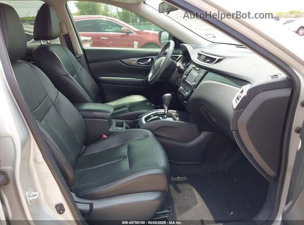 5N1AT2MTXGC915423 2016 NISSAN ROGUE Silver Widok wnętrza z przodu
