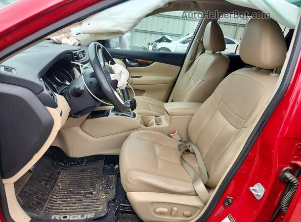 5N1AT2MTXHC751446 2017 NISSAN ROGUE Red Вид салону спереду