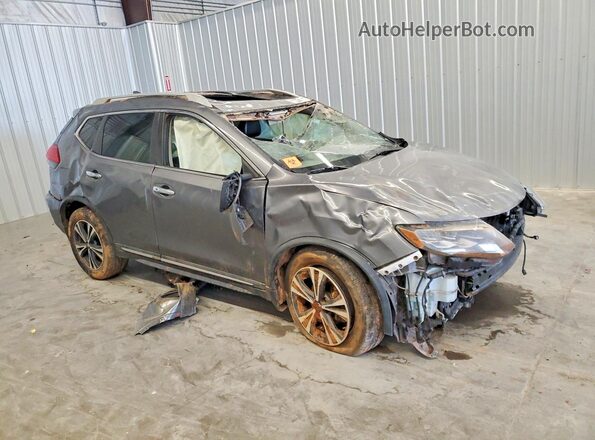 5N1AT2MTXHC868220 2017 NISSAN ROGUE Gray Przód prawy
