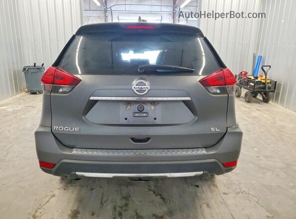 5N1AT2MTXHC868220 2017 NISSAN ROGUE Gray Widok z tyłu