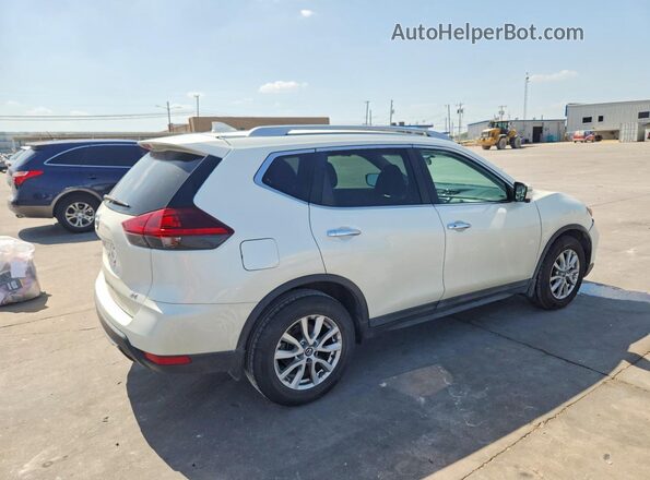 5N1AT2MTXJC700826 2018 NISSAN ROGUE Белый Задняя правая четверть