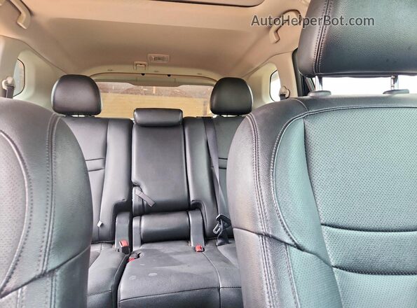 5N1AT2MTXJC714452 2018 NISSAN ROGUE Blue Rear seats view