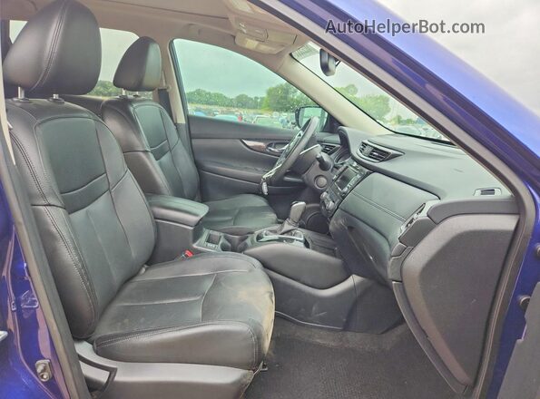 5N1AT2MTXJC714452 2018 NISSAN ROGUE Blue Front interior view