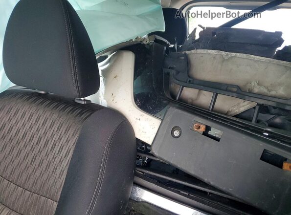 5N1AT2MTXJC806807 2018 NISSAN ROGUE Белый Вид задних сидений