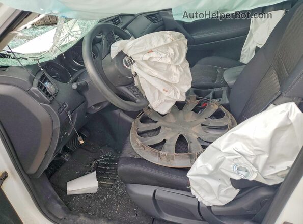 5N1AT2MTXJC806807 2018 NISSAN ROGUE Белый Вид салона спереди