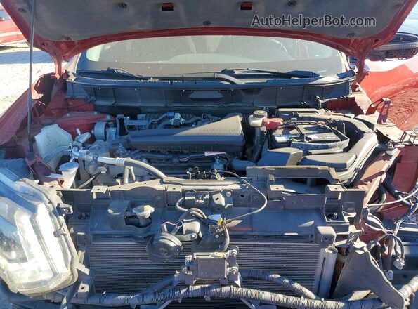 5N1AT2MTXJC827950 2018 NISSAN ROGUE Красный Вид задней части салона