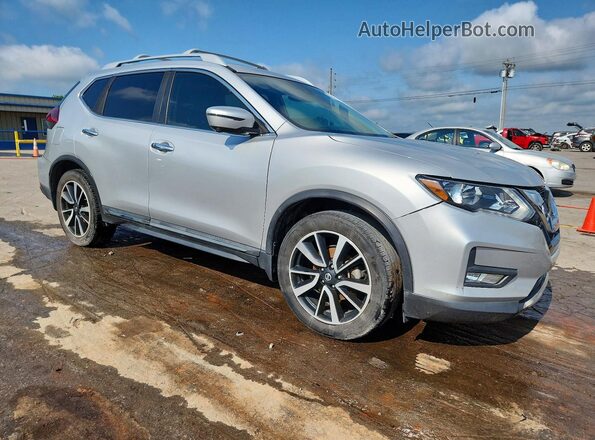 5N1AT2MTXKC815525 2019 NISSAN ROGUE Серебряный Передняя правая четверть