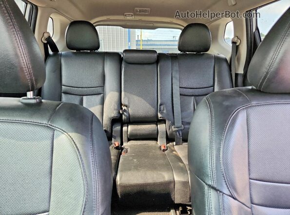 5N1AT2MTXKC815525 2019 NISSAN ROGUE Серебряный Вид задних сидений