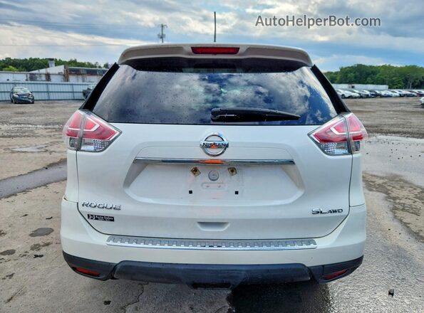 5N1AT2MV0GC768594 2016 NISSAN ROGUE Белый Вид салона спереди