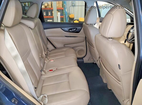 5N1AT2MV0GC786500 2016 NISSAN ROGUE Blue Вид задньої частини салону
