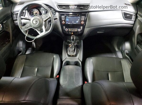 5N1AT2MV0HC744183 2017 NISSAN ROGUE Black წინა პანელის ხედი
