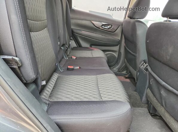 5N1AT2MV0JC729138 2018 NISSAN ROGUE Gray Սալոնի հետևի տեսք