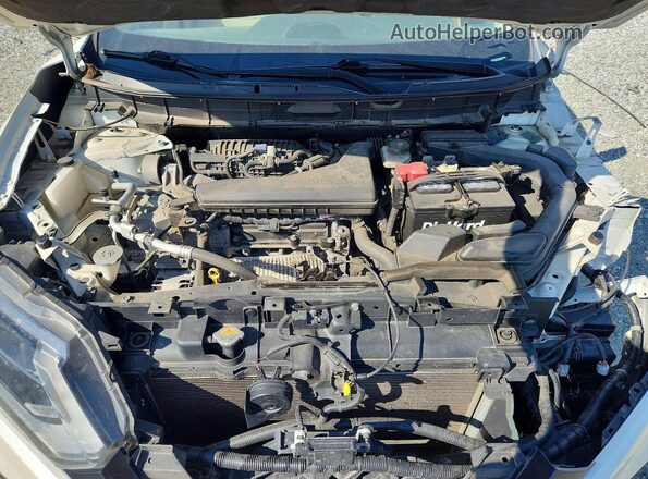 5N1AT2MV0JC769011 2018 NISSAN ROGUE White Vista interior trasera
