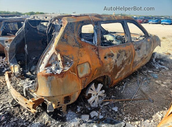 5N1AT2MV1HC773501 2017 NISSAN ROGUE Burn Tył prawy