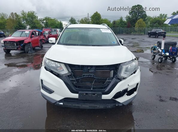 5N1AT2MV1HC808568 2017 NISSAN ROGUE White Widok wnętrza z tyłu