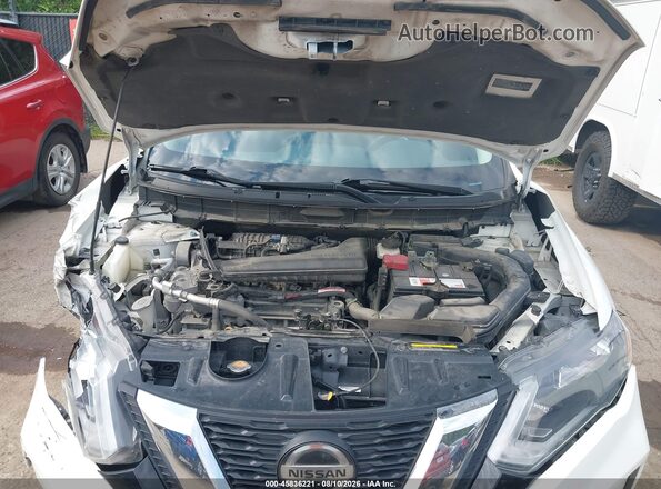 5N1AT2MV1JC802162 2018 NISSAN ROGUE White Widok z tyłu