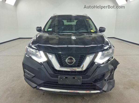 5N1AT2MV1JC814103 2018 NISSAN ROGUE Черный Вид спереди
