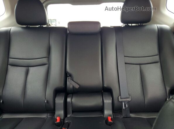 5N1AT2MV1JC824811 2018 NISSAN ROGUE Red Vista de los asientos traseros