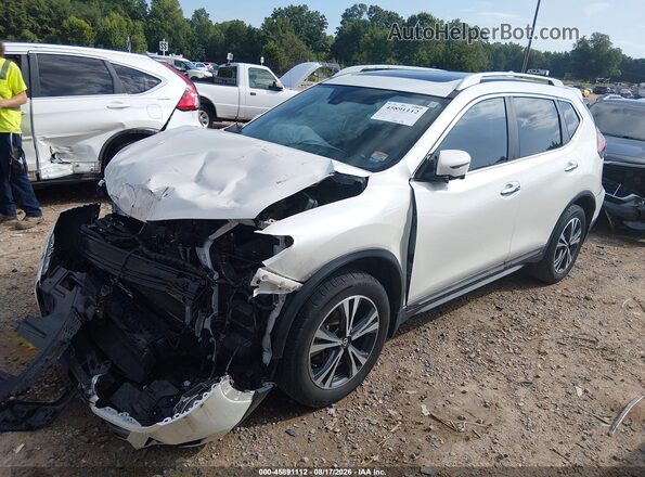 5N1AT2MV1JC826655 2018 NISSAN ROGUE White Առջևի ձախ երեք քառորդ տեսարան