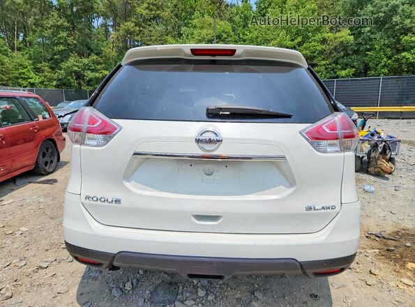 5N1AT2MV2GC783467 2016 NISSAN ROGUE White Rear view
