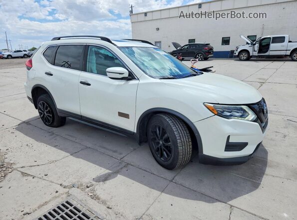 5N1AT2MV2HC766556 2017 NISSAN ROGUE White Передня права чверть