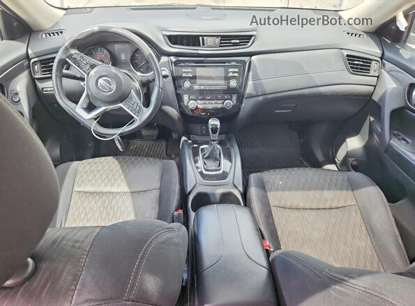 5N1AT2MV2HC766556 2017 NISSAN ROGUE White Вид панелі приладів