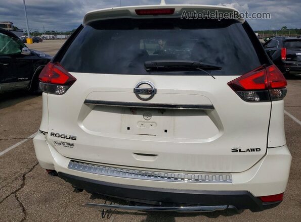 5N1AT2MV2HC796222 2017 NISSAN ROGUE Белый Вид сзади