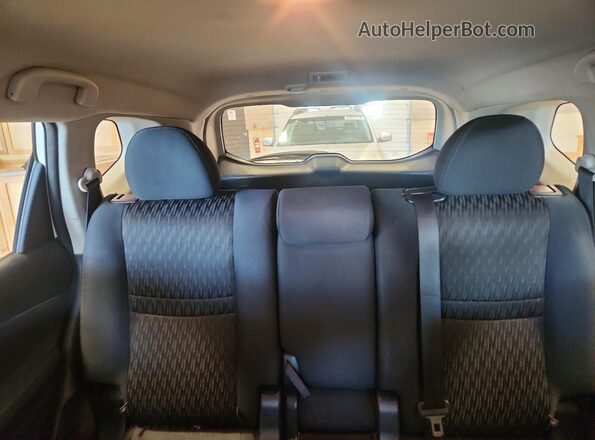 5N1AT2MV2HC798729 2017 NISSAN ROGUE White უკანა სავარძლების ხედი