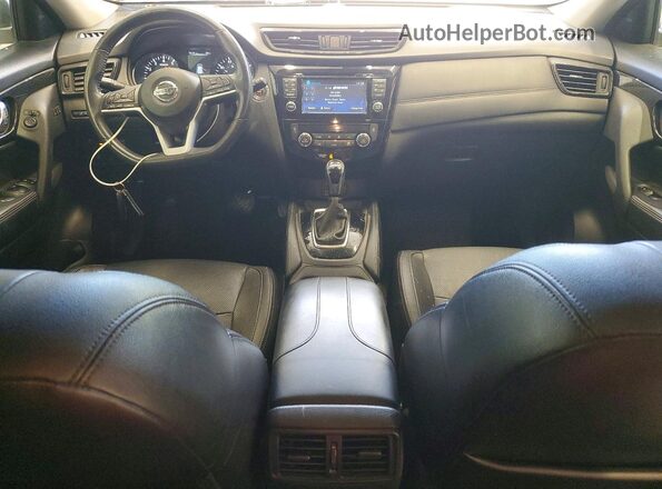 5N1AT2MV2HC821846 2017 NISSAN ROGUE White Առջևի վահանակի տեսք