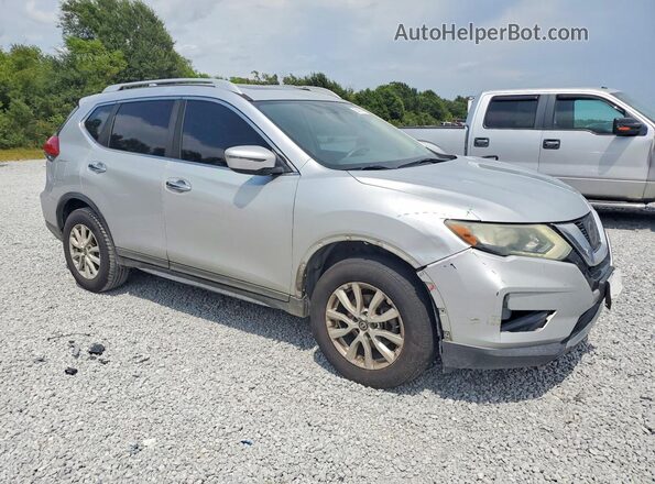 5N1AT2MV2HC846066 2017 NISSAN ROGUE Silver Front right
