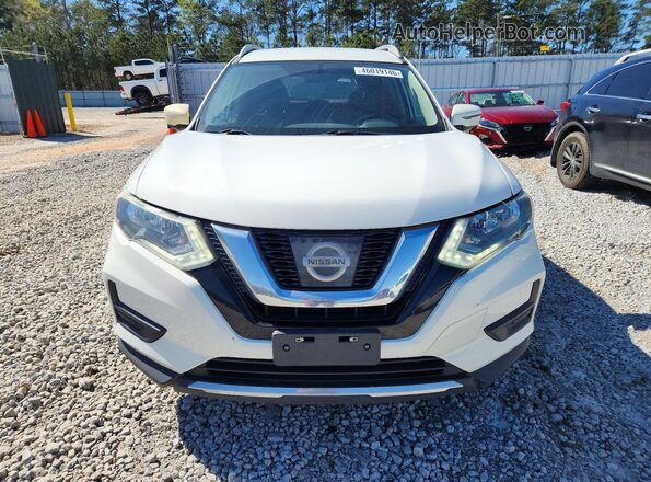 5N1AT2MV2HC880573 2017 NISSAN ROGUE White Вид спереду
