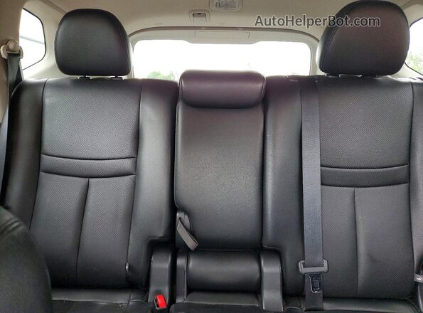 5N1AT2MV2JC736026 2018 NISSAN ROGUE Red Rear seats view