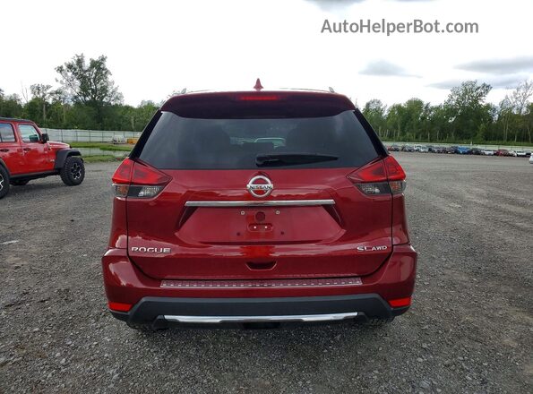 5N1AT2MV2JC736026 2018 NISSAN ROGUE Red Rear view