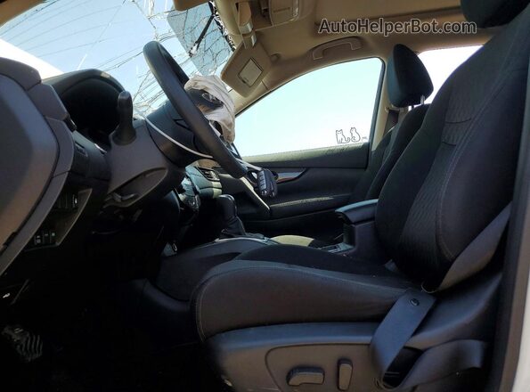 5N1AT2MV2JC780852 2018 NISSAN ROGUE White Սալոնի դիմացի տեսք