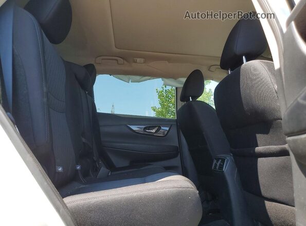 5N1AT2MV2JC780852 2018 NISSAN ROGUE White Սալոնի հետևի տեսք