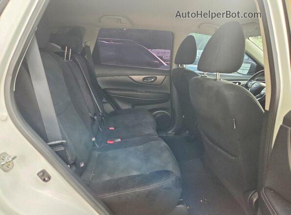 5N1AT2MV3GC815178 2016 NISSAN ROGUE White Rear seats view